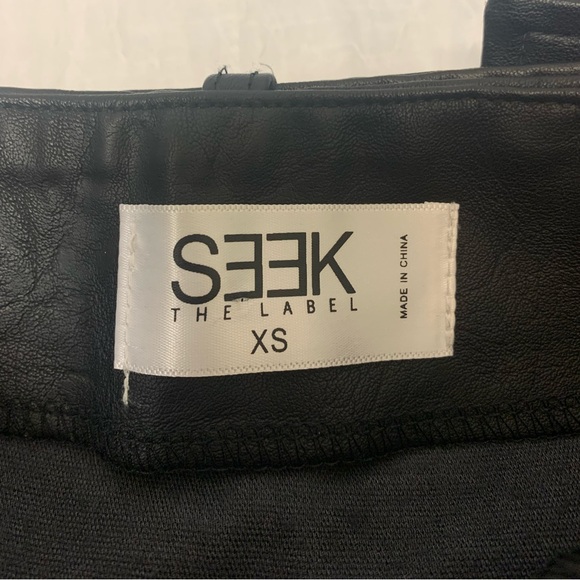 SEEK The Label Vegan Leather Asymmetrical Skirt Sz XS - Picture 7 of 9